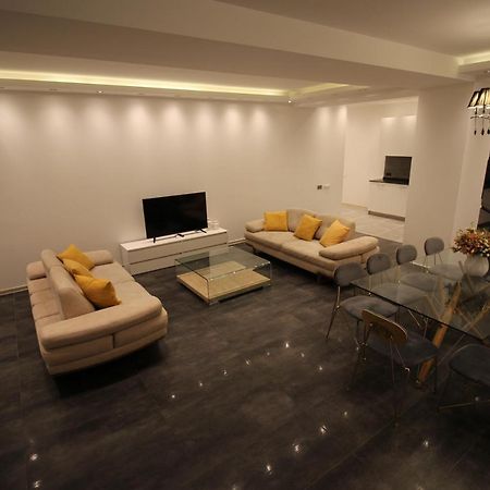 Maxela Apartments Tbilisi Esterno foto